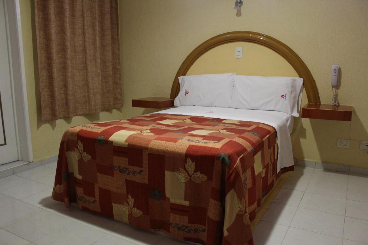 Hotel Central بويبلا المظهر الخارجي الصورة