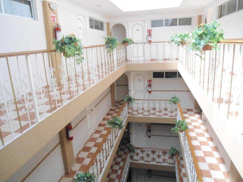 Hotel Central بويبلا المظهر الخارجي الصورة